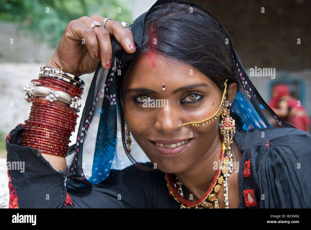 Porträt Einer Rajasthani Frau Aus Der Thar Wüste Von Indien Mit Einer Atemberaubenden Grünen 4450
