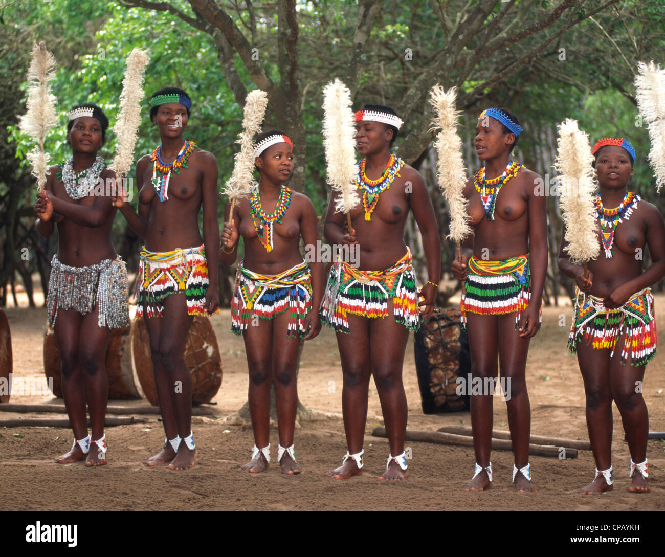 Südafrika Kwazulunatal Damazulu Dorf Zulu Frauen Stockfotografie Alamy 6009