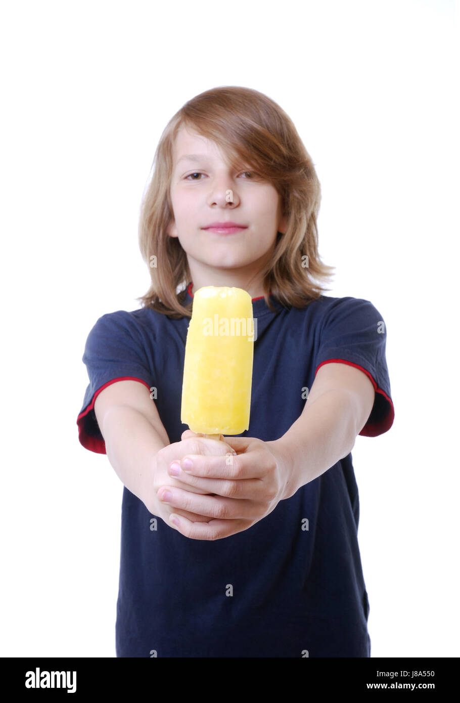 Eis Eis Eis Dessert Jung Junge Kind Eis Am Stiel Stockfotografie Alamy 